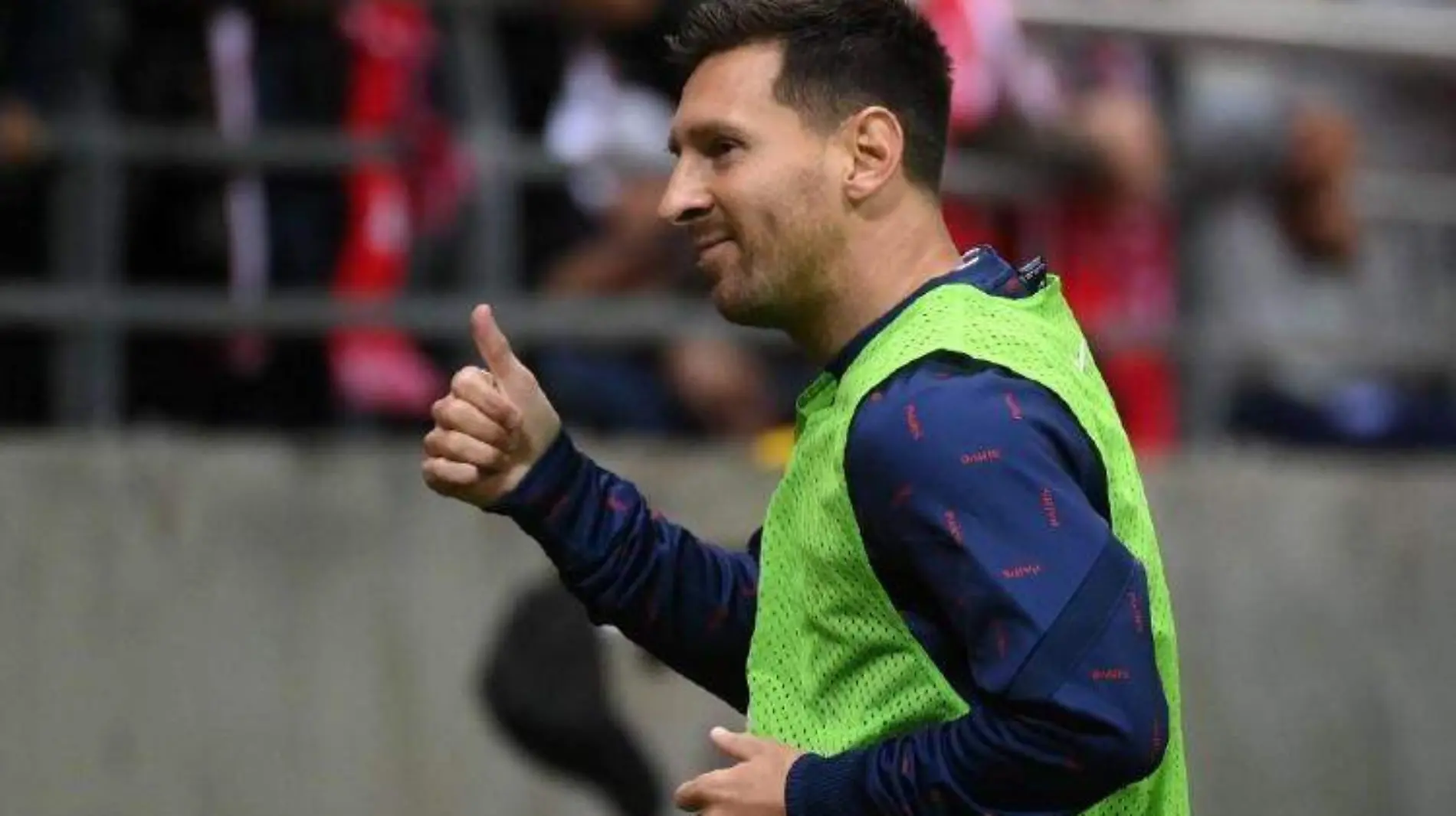 La afición responde al debut de Messi en el Paris Saint-Germain